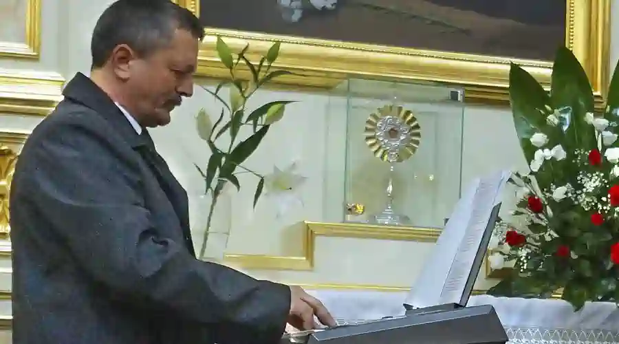 Józefów nad Wisłą, 11.11.2013. Akademia z okazji Narodowego Święta Niepodległości.