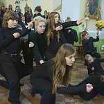 Rybitwy, 11.11.2014. 96. rocznica odzyskania niepodległości. Montaż słowno-muzyczny w wykonaniu chóru Szczygiełki.