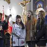 Święto Niepodległości. Prawno, 11-11-2016. Młodzież z Zespołu Szkół Ogólnokształcących w Józefowie nad Wisłą.