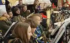 11-11-2017, Józefów nad Wisłą. 99. rocznica odzyskania niepodległości przez Polskę. Młodzieżowa Orkiestra Dęta z Józefowa nad Wisłą.