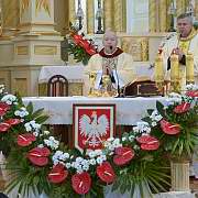 Święto Niepodległości. 11 listopada 2018 roku, Józefów nad Wisłą. Msza św. dziękczynna.